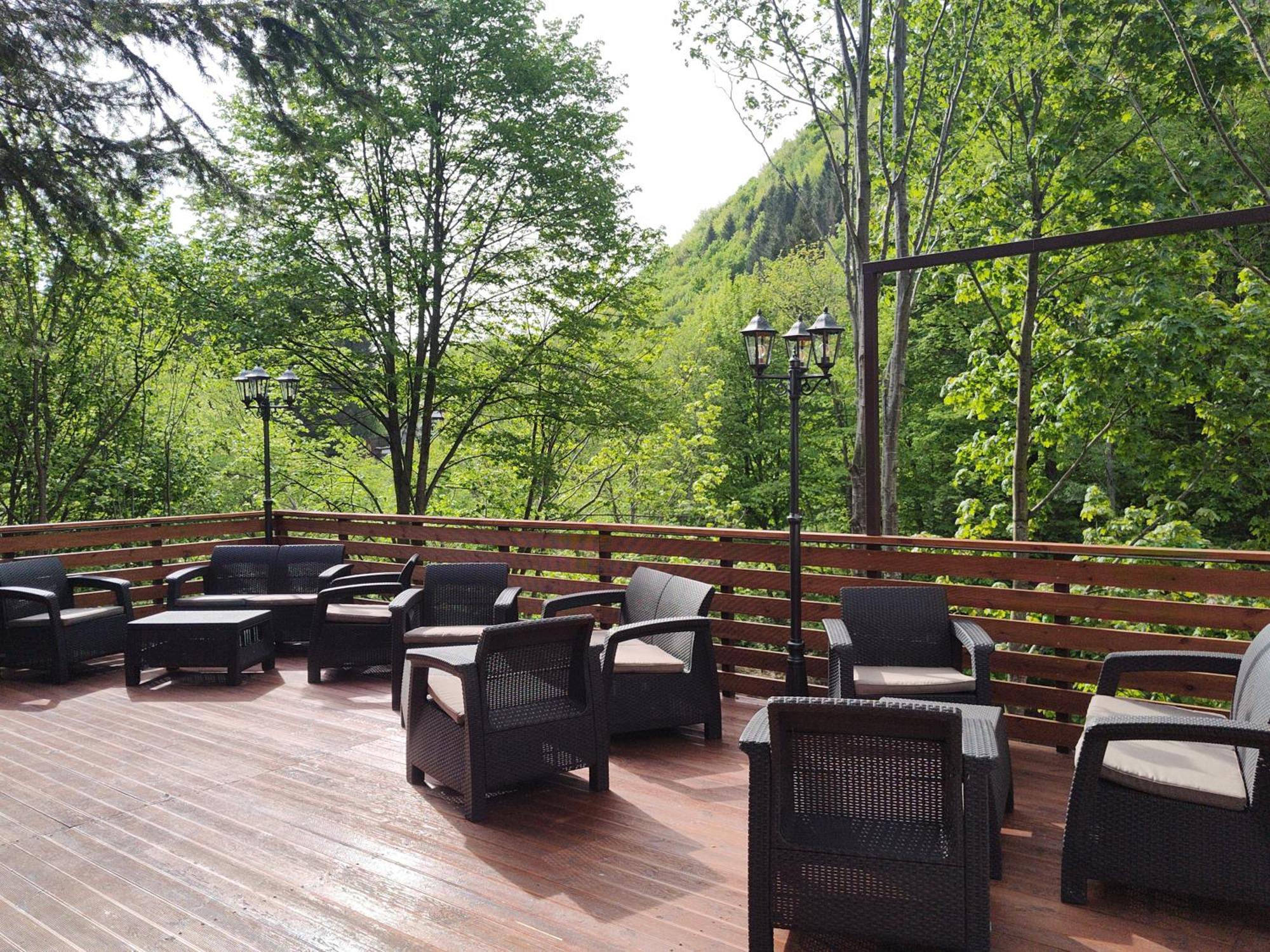 Sezatoarea Lupilor Villa Lepşa Exteriör bild